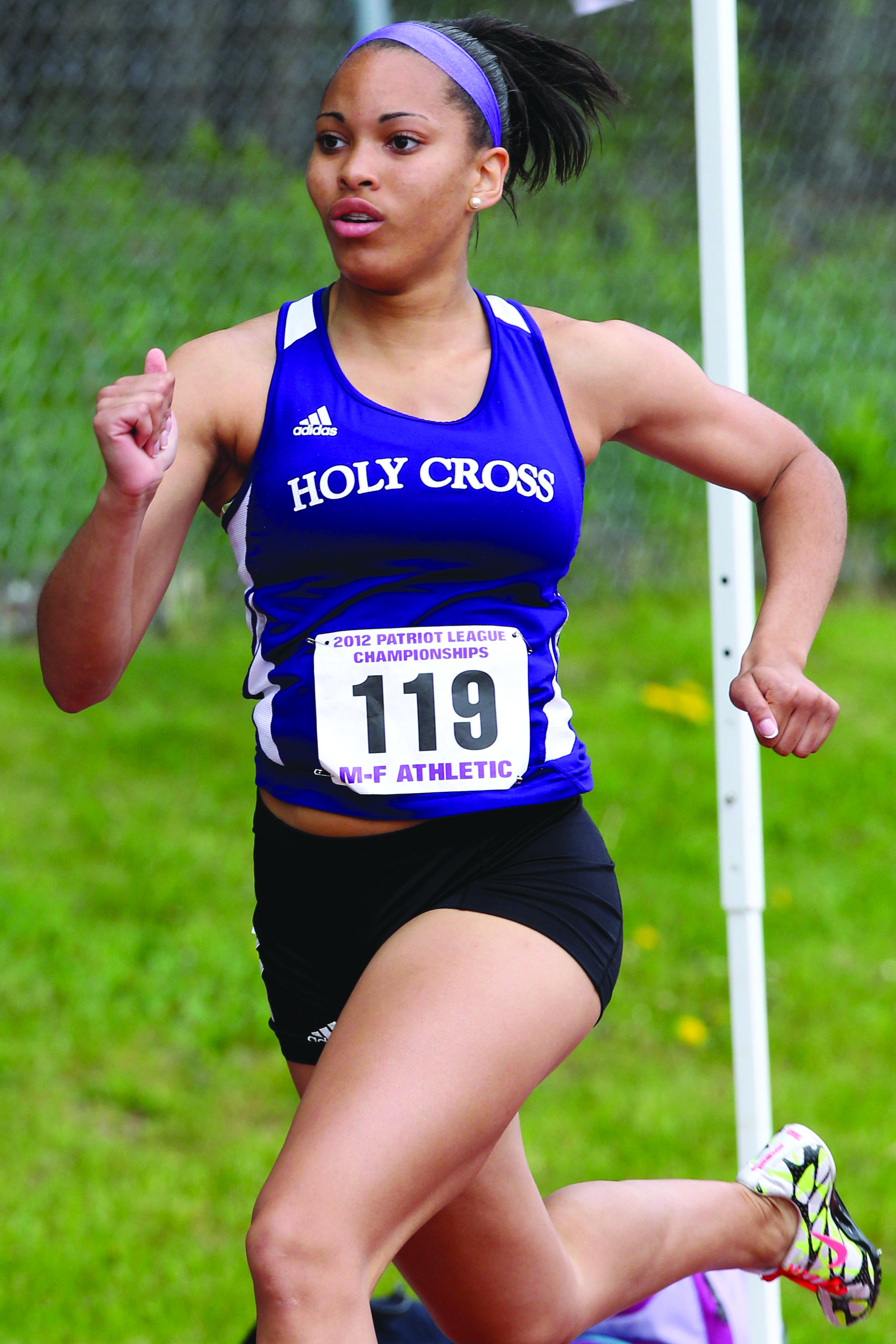 Payton Shubrick running for Holy Cross