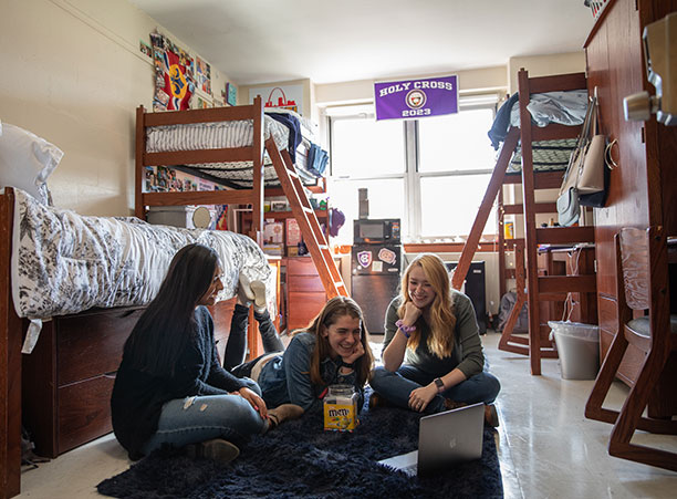 Home Sweet Campus: A Peek Inside Residence Life at Holy Cross | Holy ...