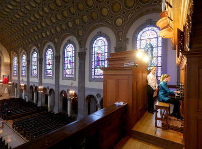 Organ scholar Lorraine Mihaliak '19 presents and performs "There and Bach Again” in St. Joseph Memorial Chapel during the Academic Conference.