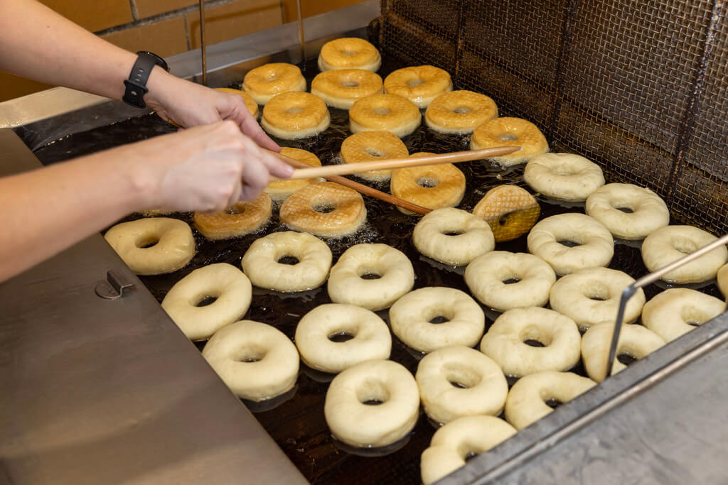 Frying is one of the quickest parts of the entire process. The oil is set to 350F and each side cooks for no more than 90 seconds.