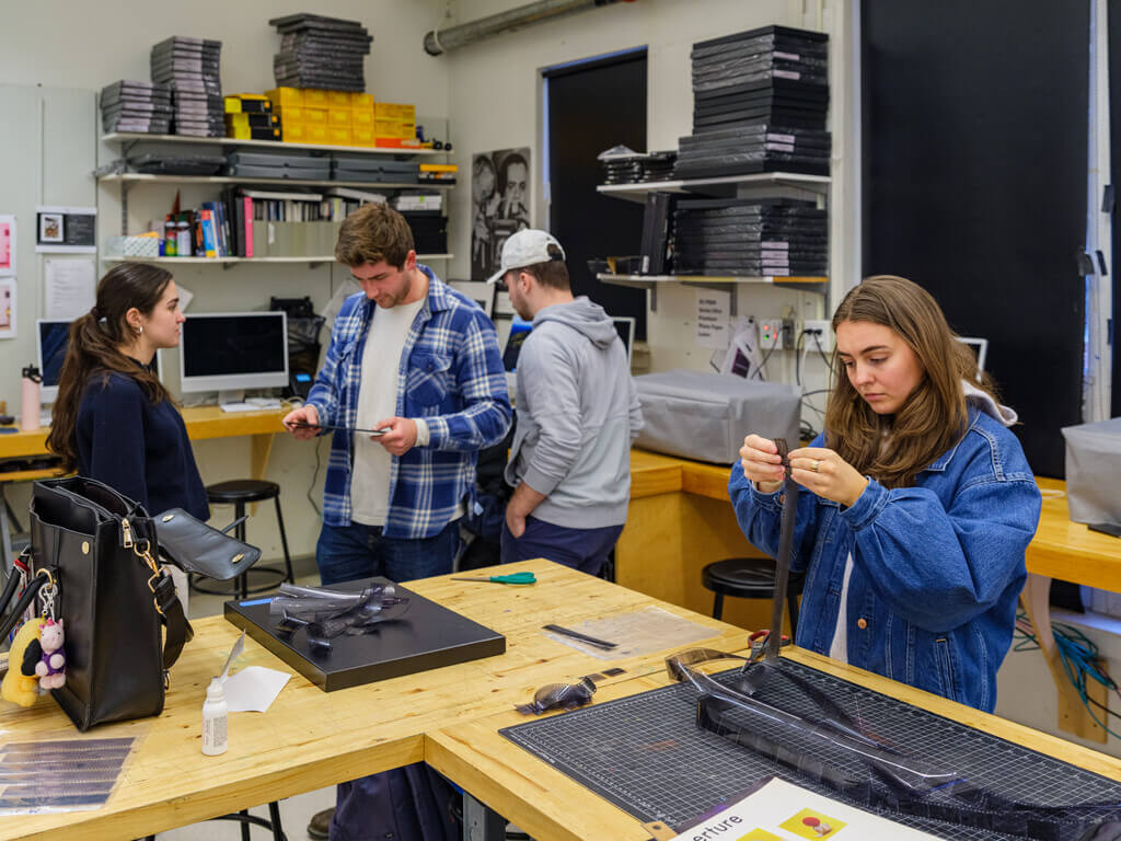 photography students in studio