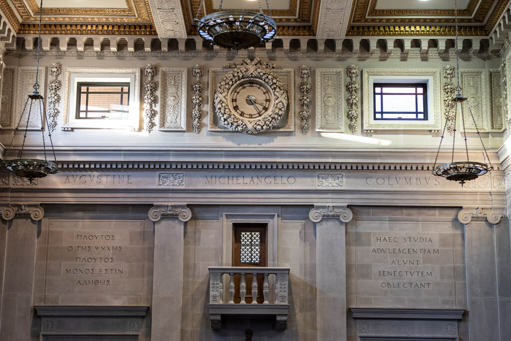 North wall of the main reading room