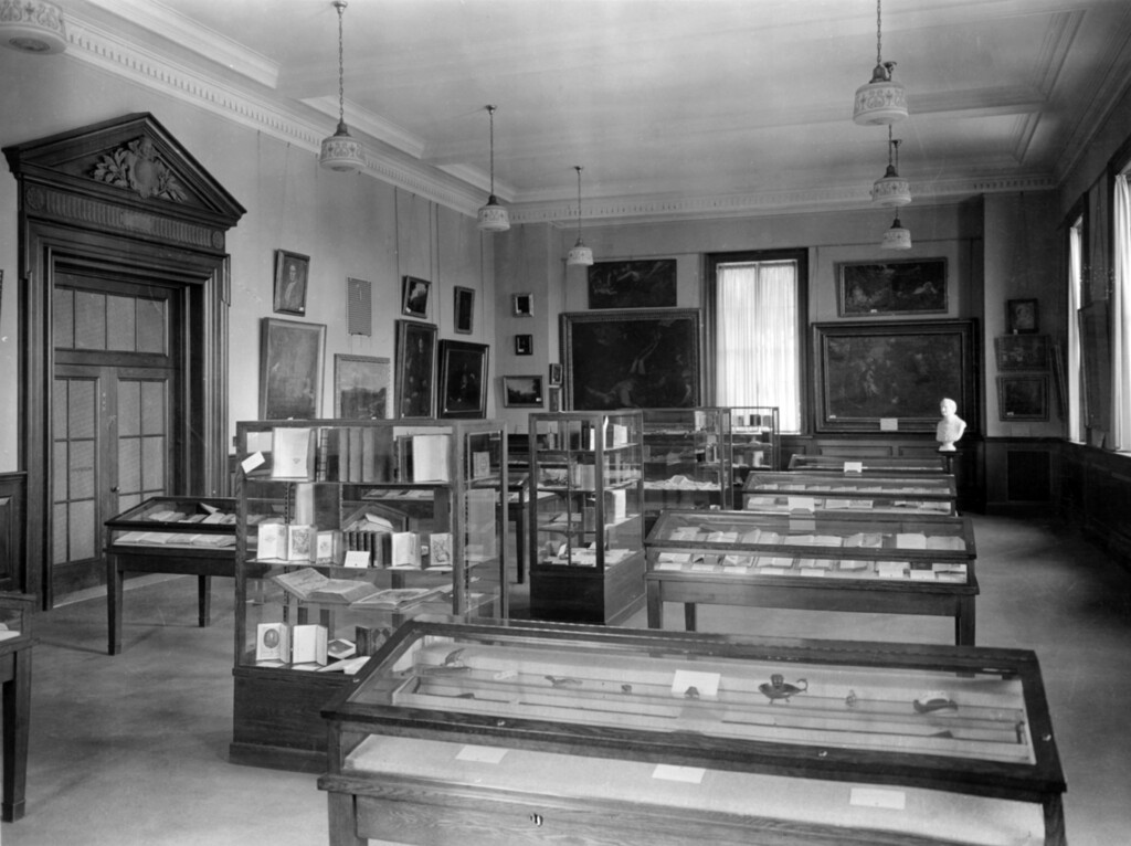 Black and white photo of museum room