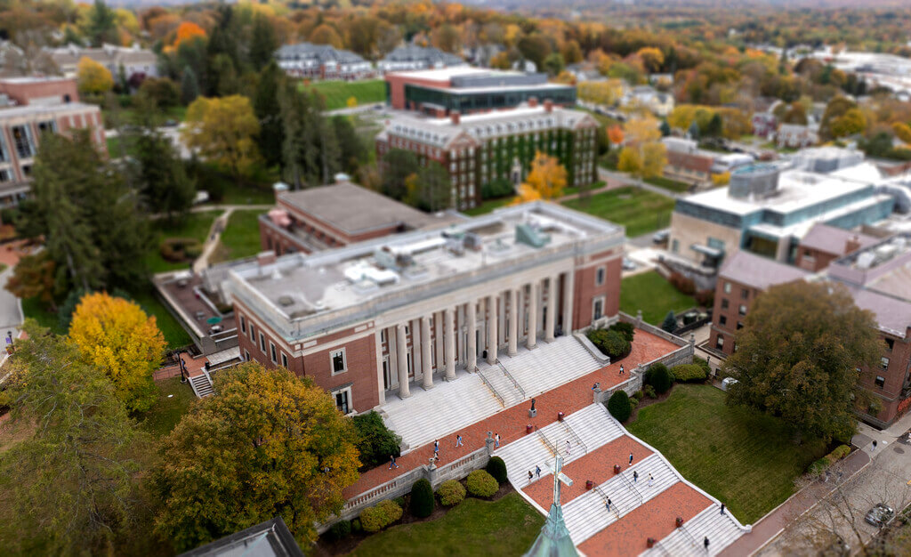 Aerial view of Dinand Library