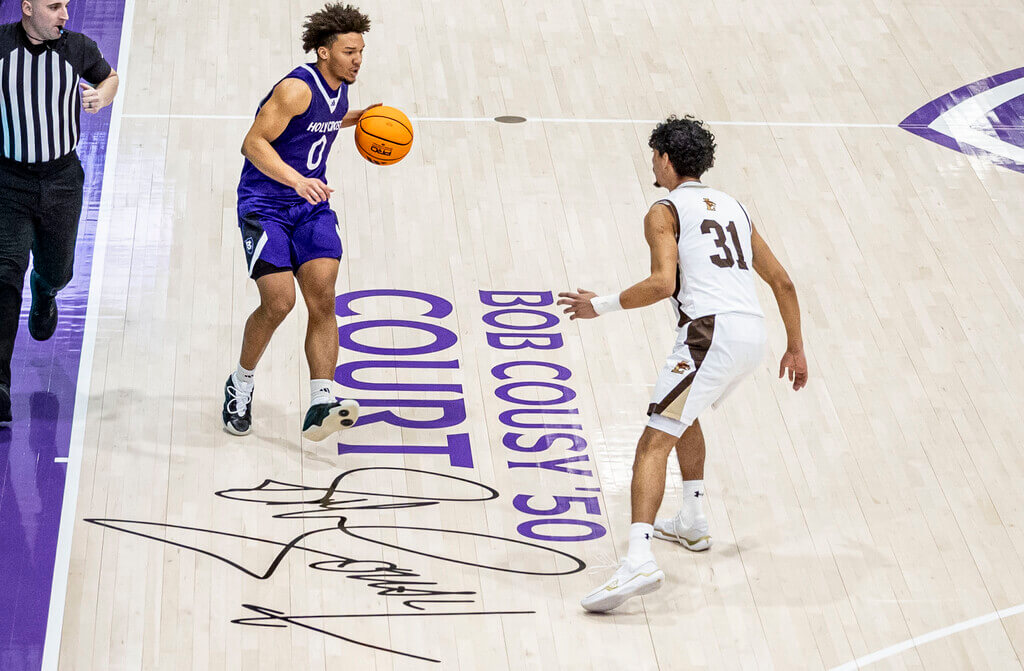Two men's basketball players