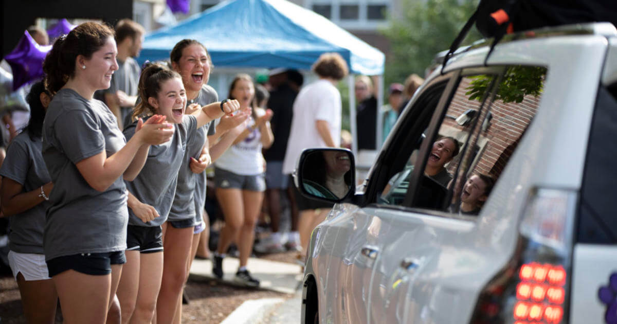College of the Holy Cross Welcomes Largest Class in School History ...