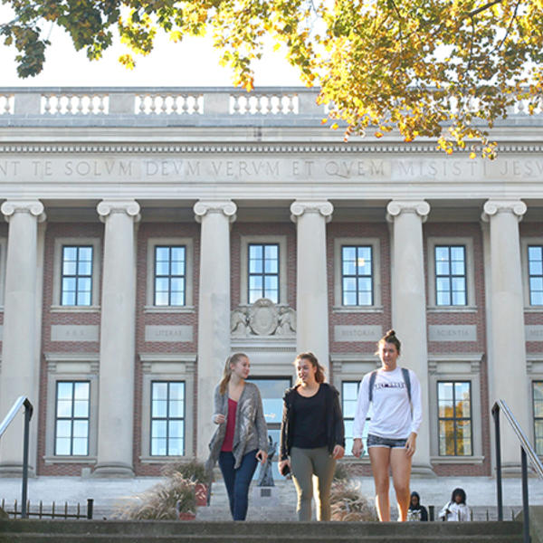 Scenic photo of the Holy Cross campus. Photo by Tom Rettig