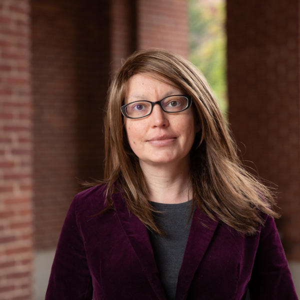Nina Barzachka headshot