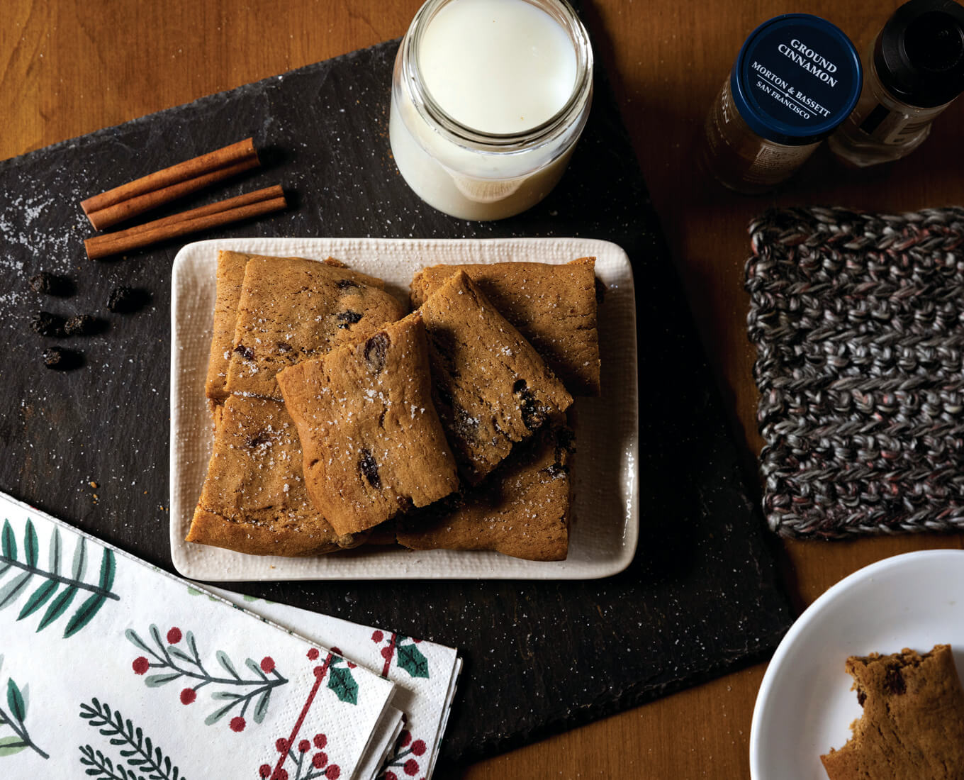 Hermit bar cookies and ingredients